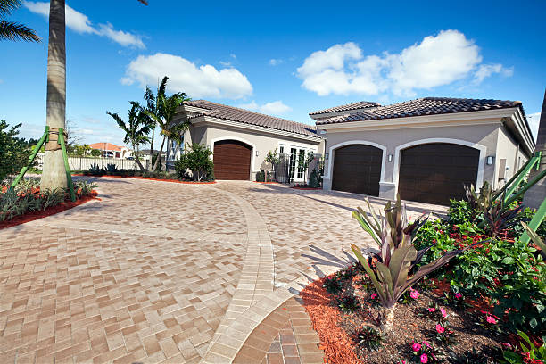 Best Best Driveway Pavers  in Elwood, IL